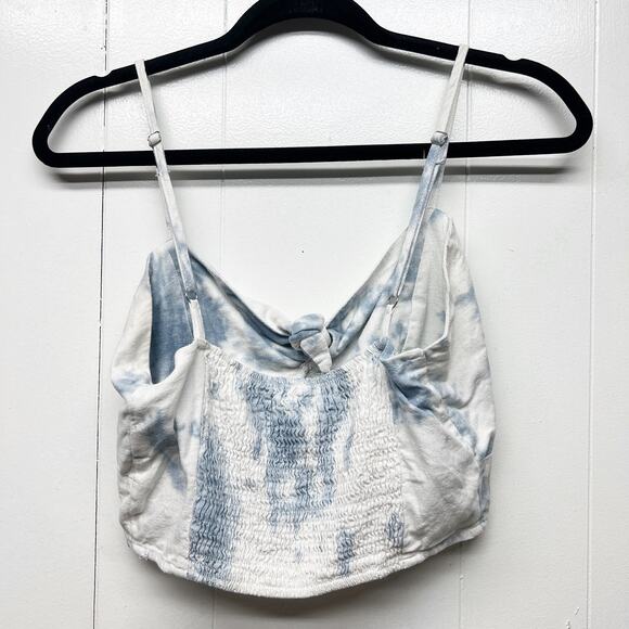 ReVamped Linen Blend Tie Dye Blue & White Cropped Top Size Medium Smocked - Picture 3 of 9